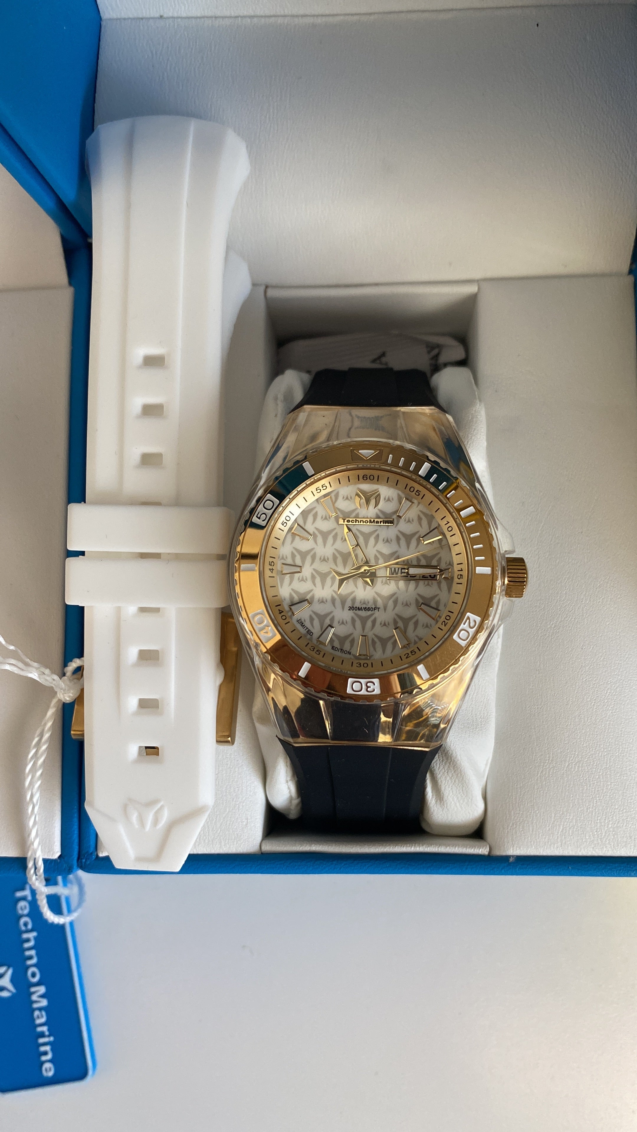 Technomarine Monogram 40MM Gold/White